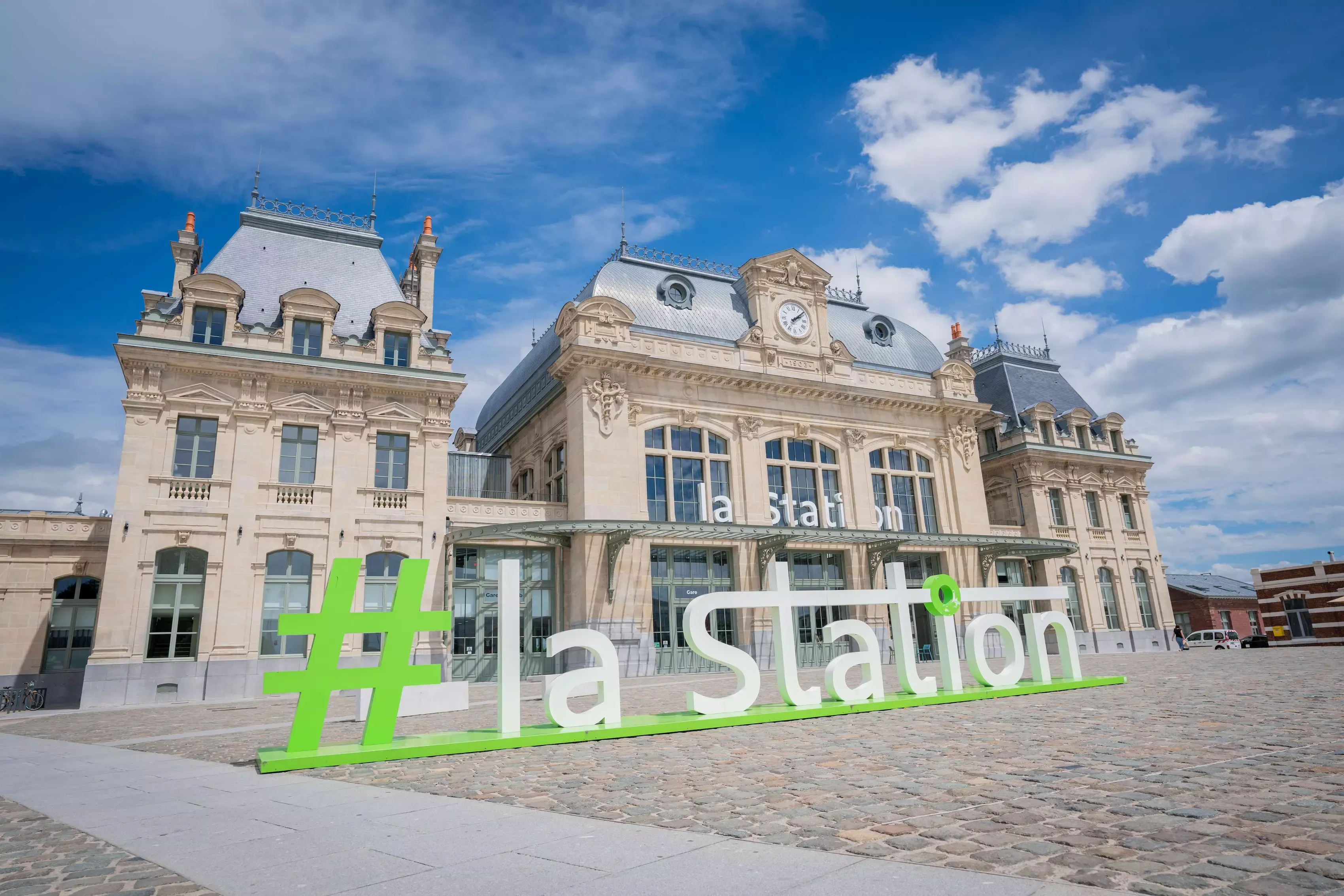 la-station